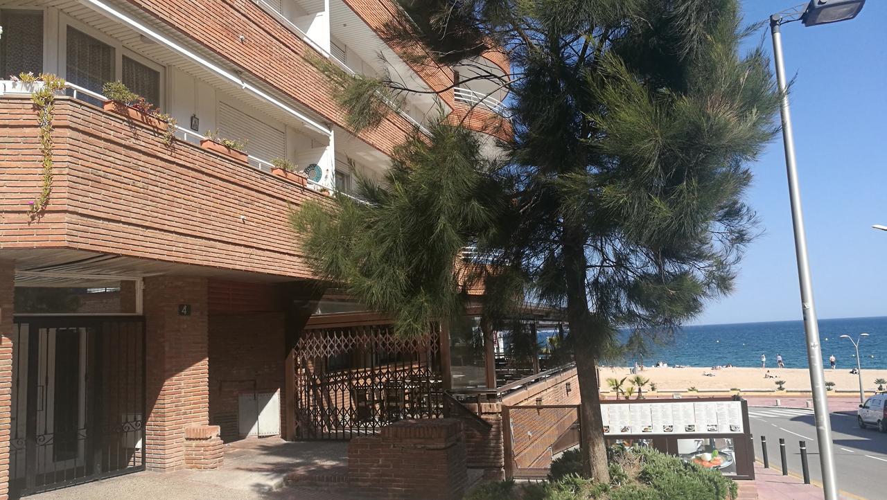 Carabela Lloret de Mar Exterior photo